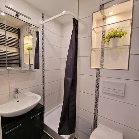 Apartment D09-007 *